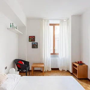 Appartamento Comfy In Corso, Milano